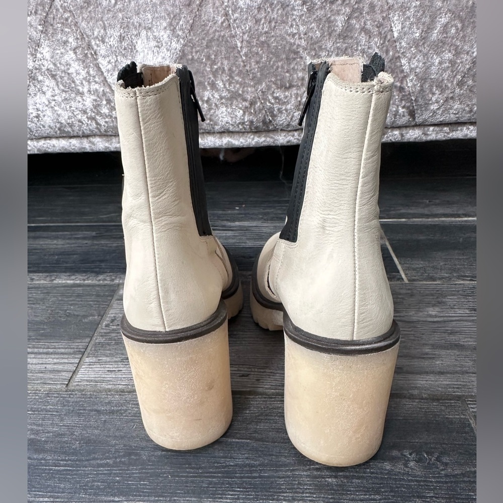 Free People James Chelsea Boots Sz 38EU / 8US in White Bone Leather $188 - Picture 12 of 15